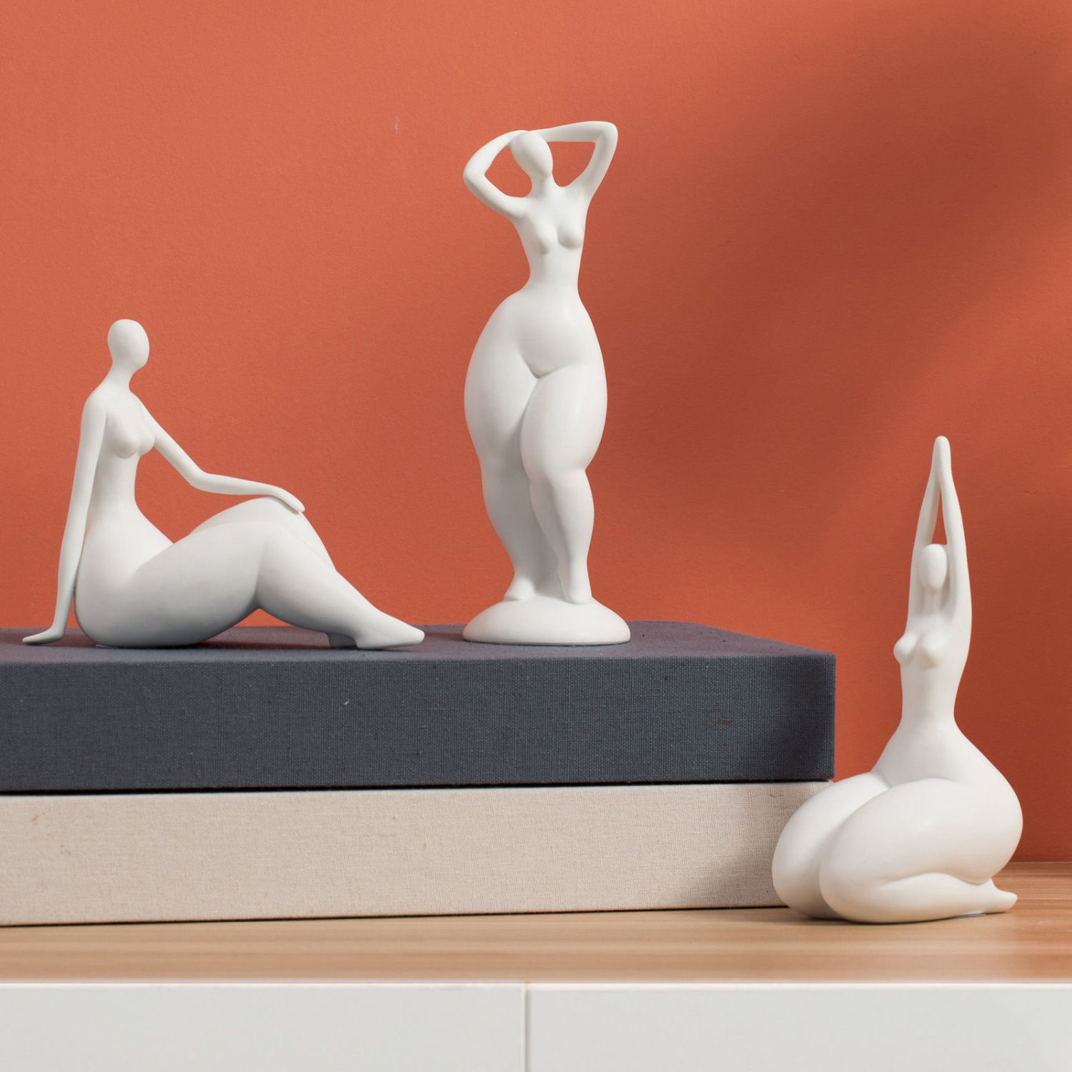 Home Office Yoga Room Ideas - 모던 미니멀리스트 추상 세라믹 요가 피규어